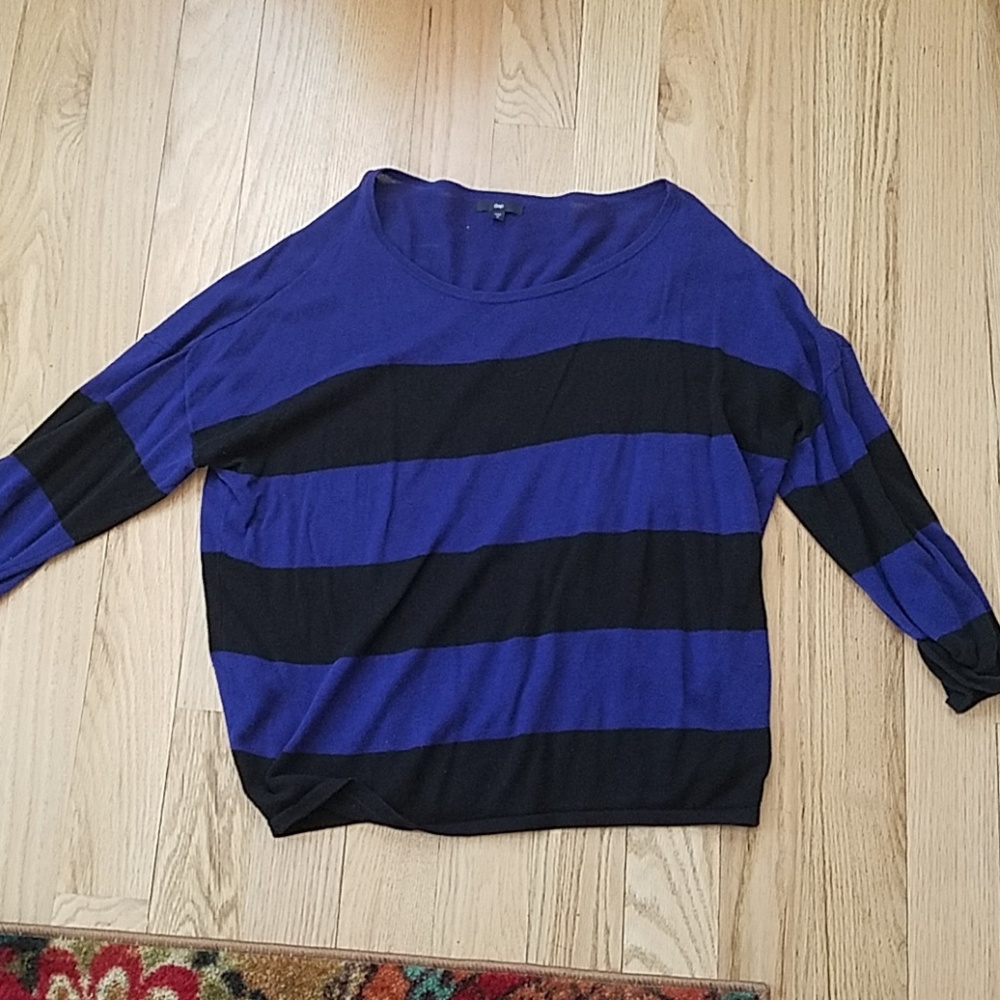 GAP Sweater